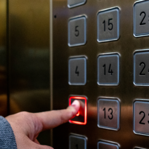 Energooszczędne windy – jak nowoczesne technologie obniżają koszty eksploatacji? | Lift System