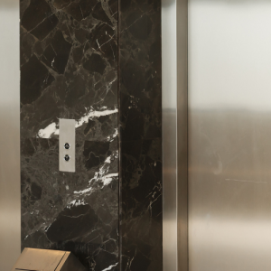 Dlaczego modernizacja windy to inwestycja, która się opłaca?